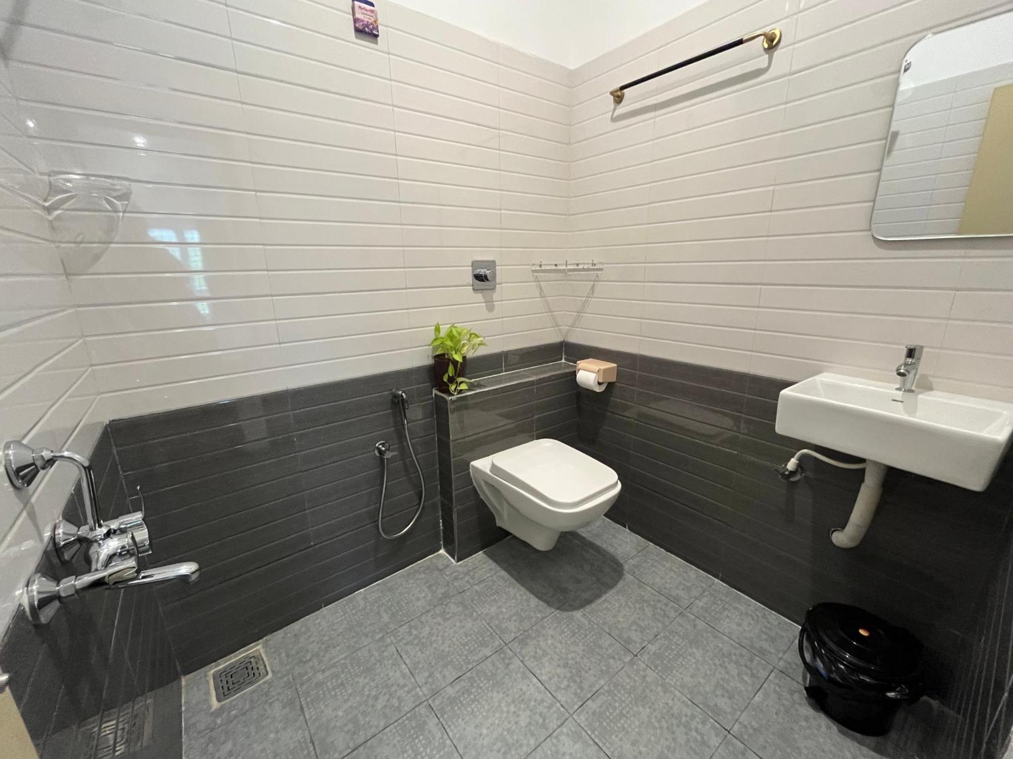 Aurobliss Homestay Villupuram Luaran gambar