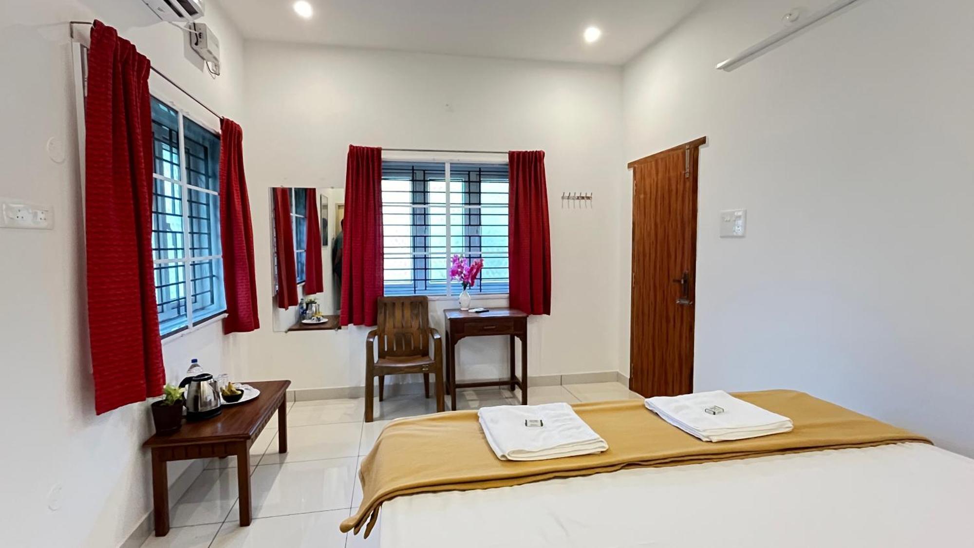 Aurobliss Homestay Villupuram Luaran gambar